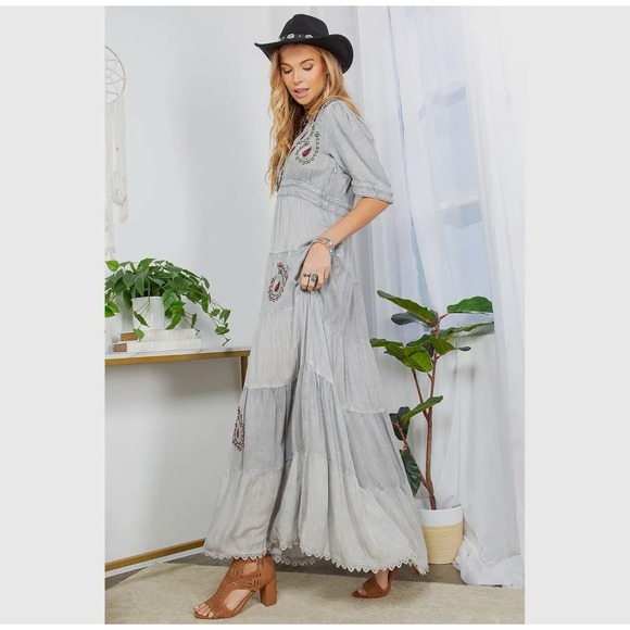Young Threads Gray Maxi Short Sleeve Maxi Dress Embroidered Boho Cowgirl - Picture 4 of 8